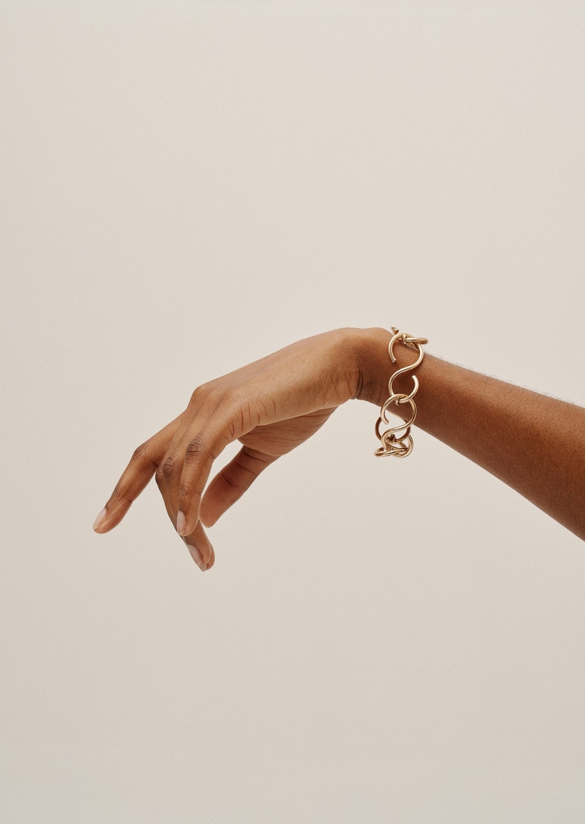 INFINITY HALO NECKLACE