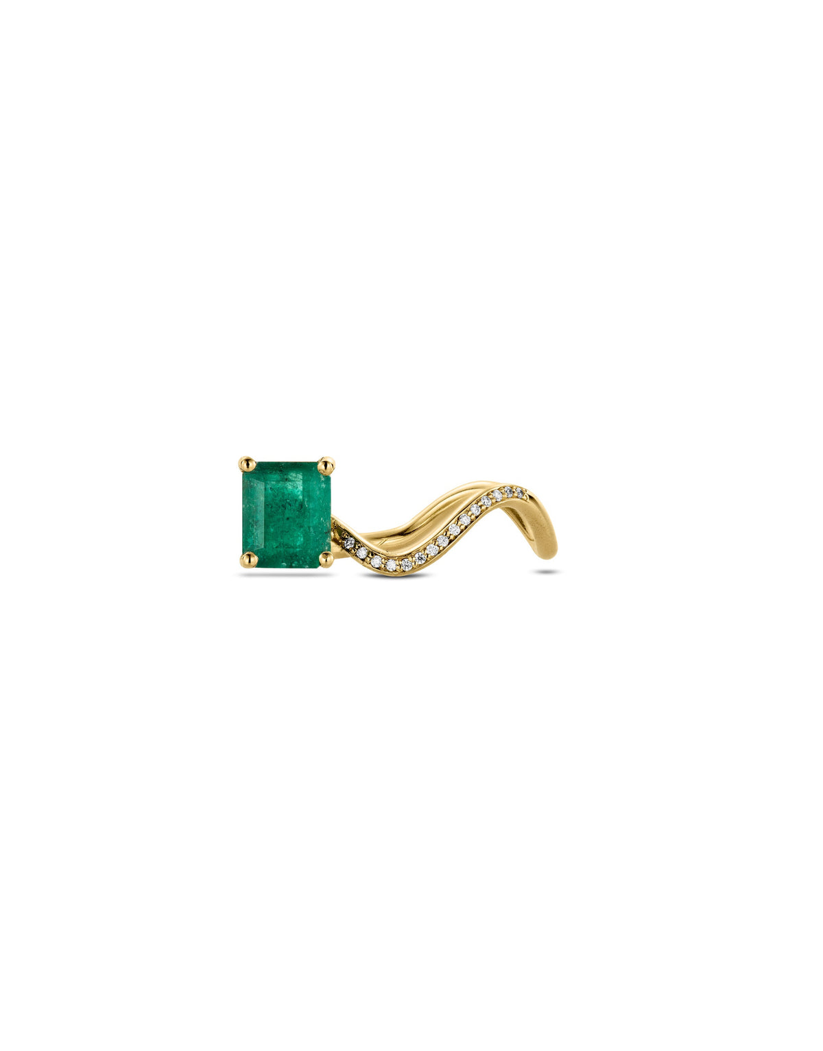 Petite Cométe ring in 18K yellow gold with diamond pavé and baguette emerald by Nayestones. Belgian fine jewelry.