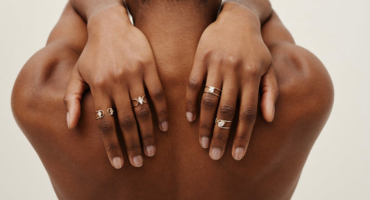 engagement rings yellow gold and diamonds