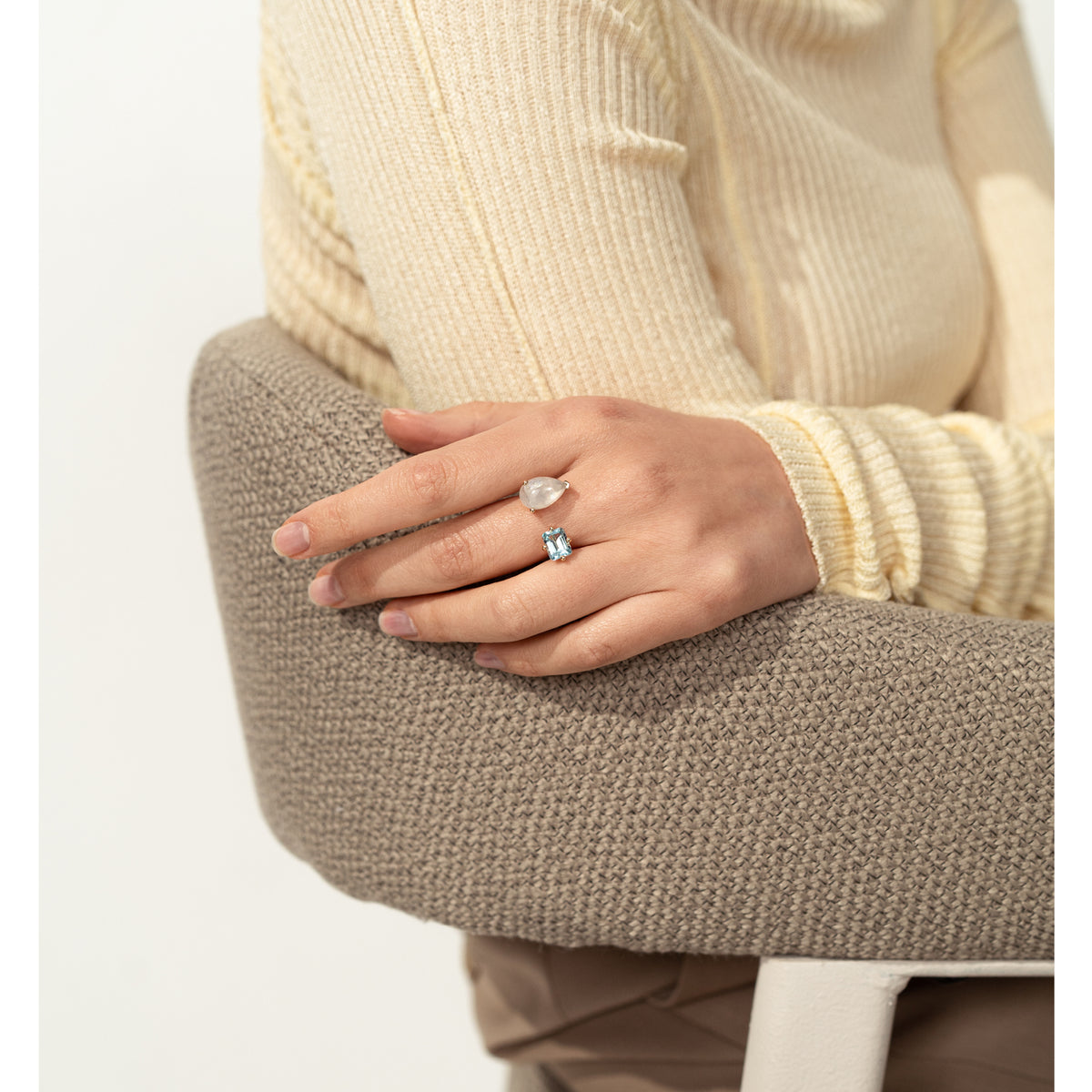 Trending Jewelry Styles for 2023: Stay Fashionable with Nayestones