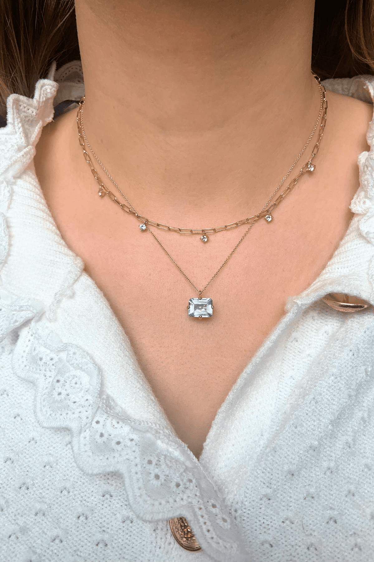 Collier Signature Big Octogone en or jaune 9 carats avec une citrine taille octogonale par Nayestones, haute joaillerie belge.