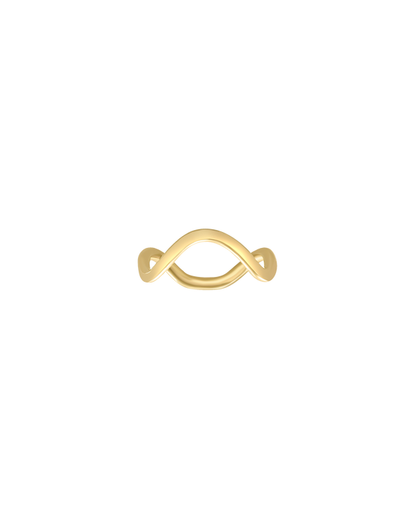 18K recycled gold ring from Petite Comète. Elegant, versatile band for weddings, stackable with collection's rings.