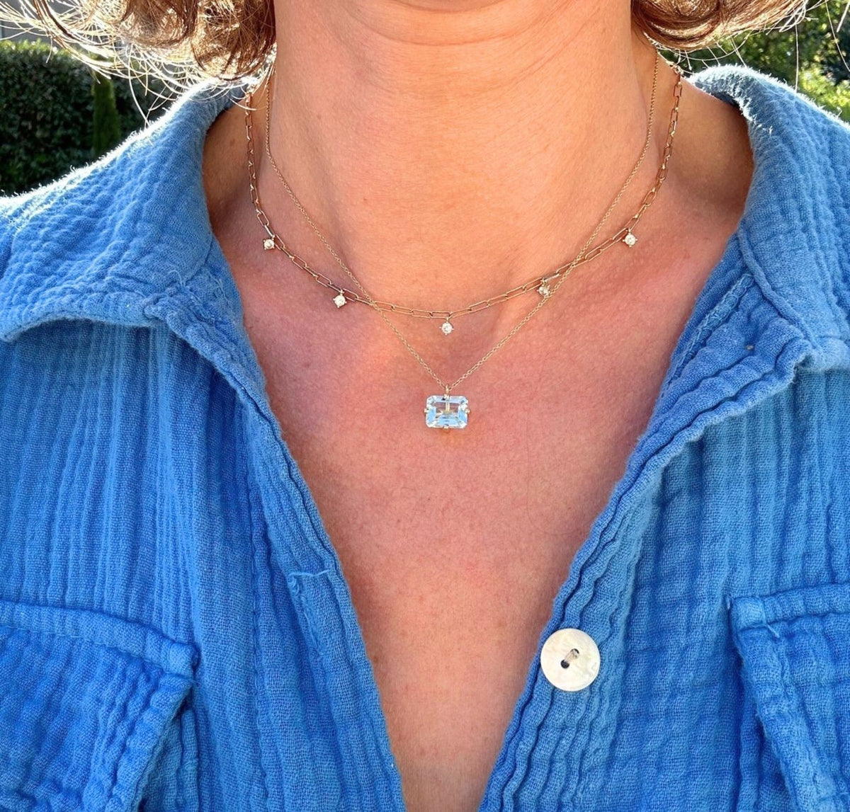 Signature Big Octogone Necklace in 9k yellow gold with an octagon-cut light blue topaz by, Nayestones, Belgian fine jewelry. 