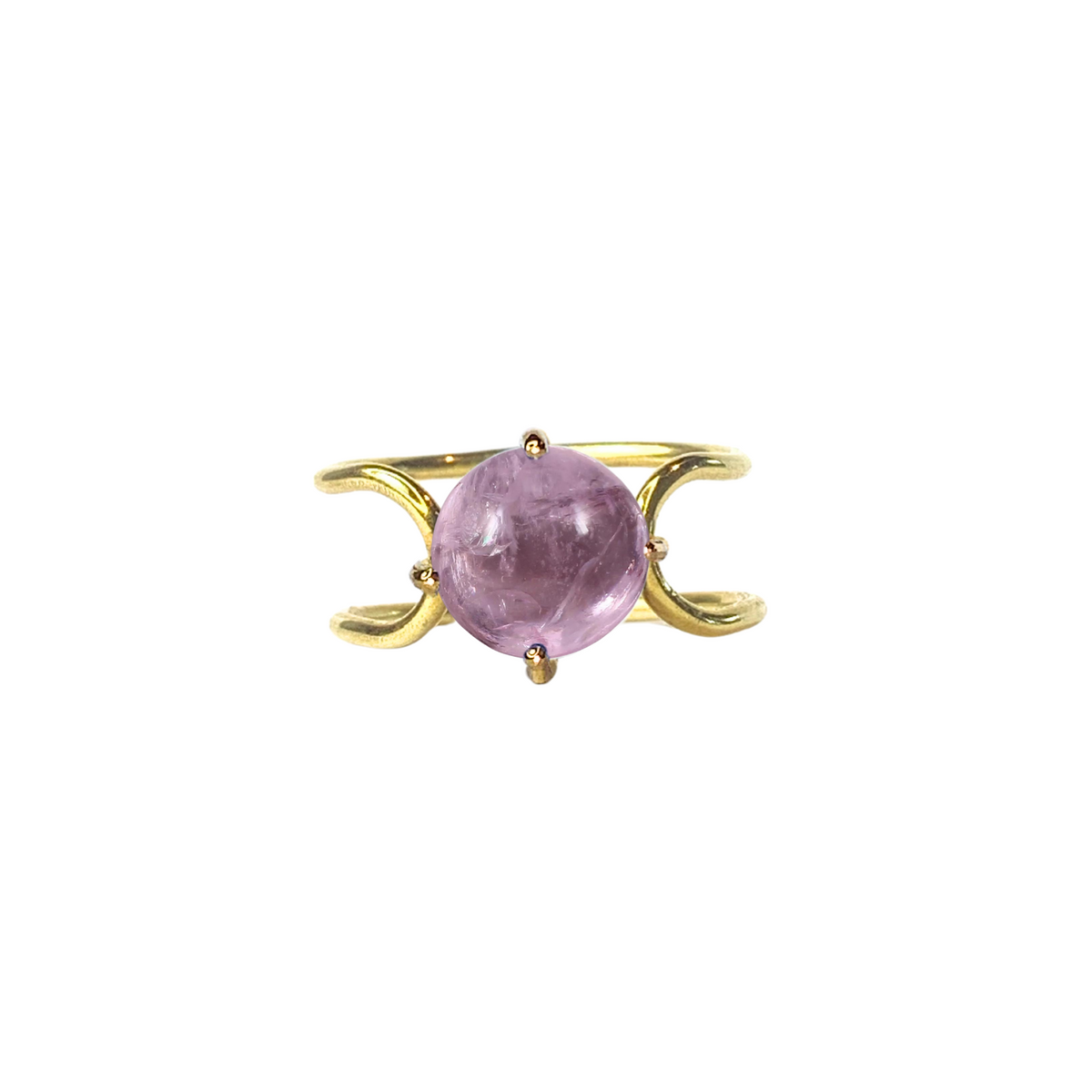 Double C small cabochon in 14k yellow gold with a round cut morganite stone by Nayestones, Belgian Fine Jewelry. 