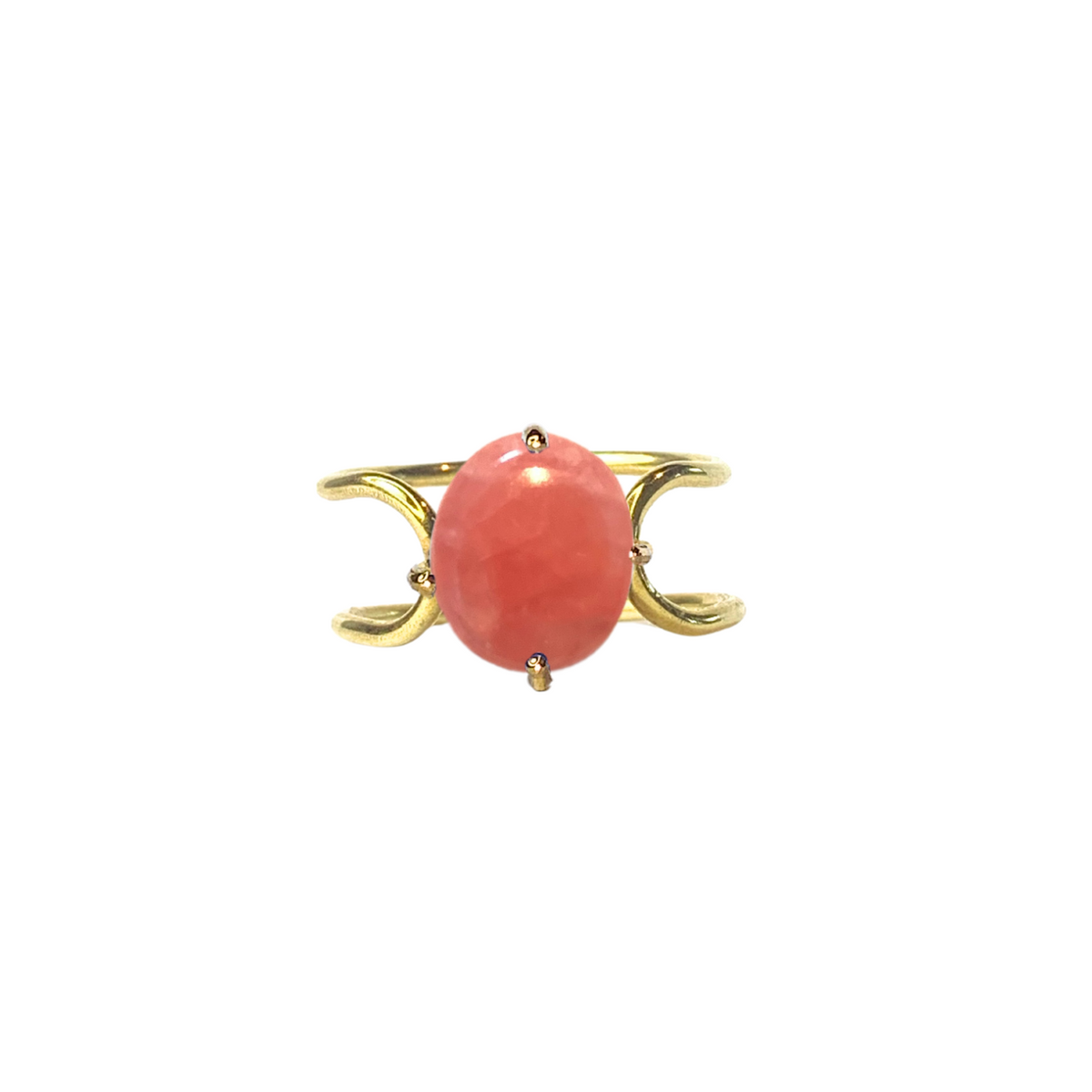 Double C small cabochon in 14k yellow gold with a round cut rhodochosite stone by Nayestones, Belgian Fine Jewelry. 