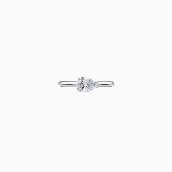 MOON SOLITAIRE POIRE H DIAMOND RING Nayestones