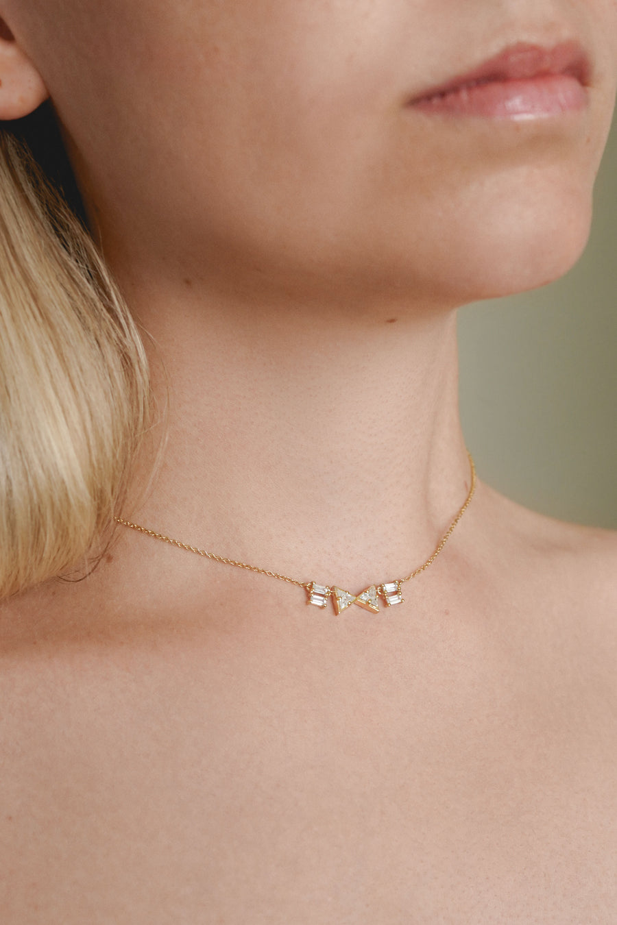 contemporary fine Diamond Necklace Atlante collection - Recycled gold Made in Antwerp by Nayestones