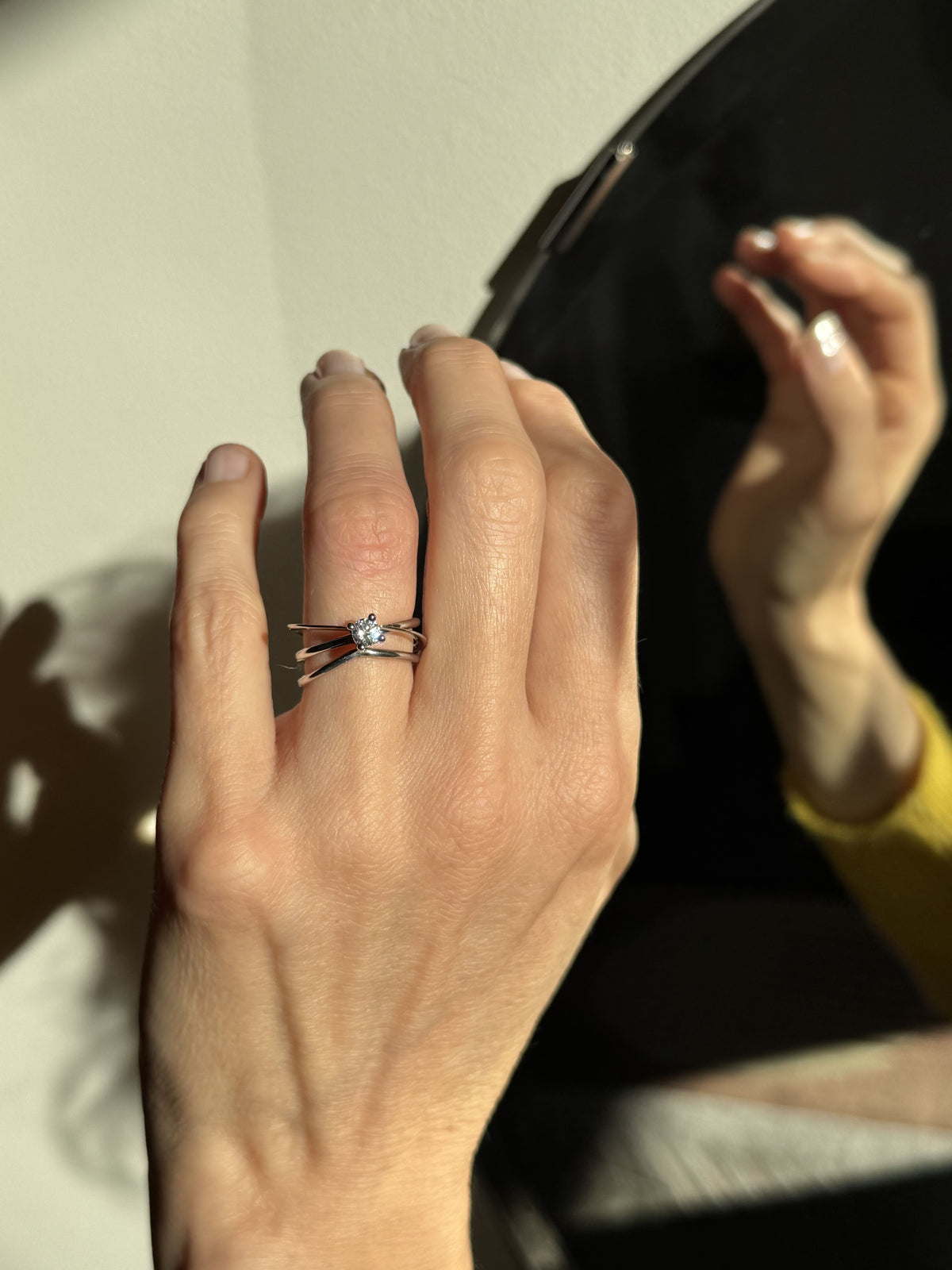 Moon Ellipse Ring Set in 18K yellow gold with a 0.75 ct Diamond and Band by Nayestones, Belgian Fine Jewelry.