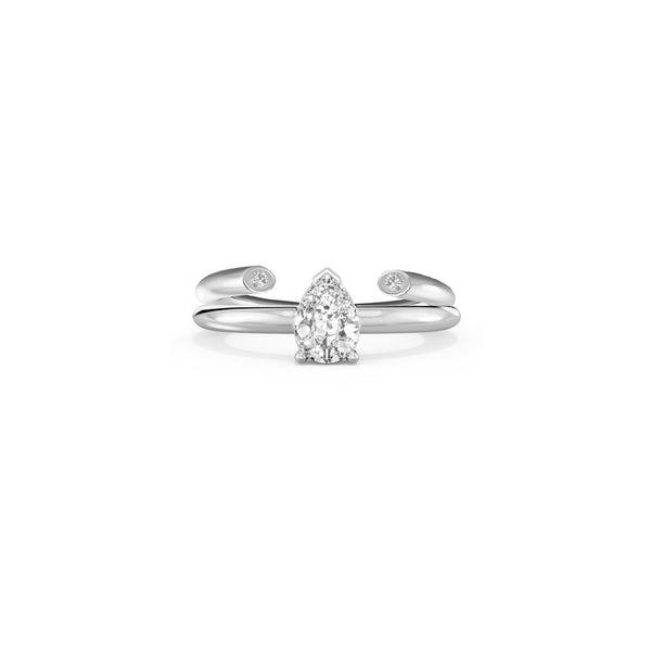 Moon Solitaire Wedding Ring Set: one Full Moon diamond Ring with a 0.75ct lab-grown diamond and one Solitaire Pear Ring by Nayestones, Belgian fine jewelry. Nayestones