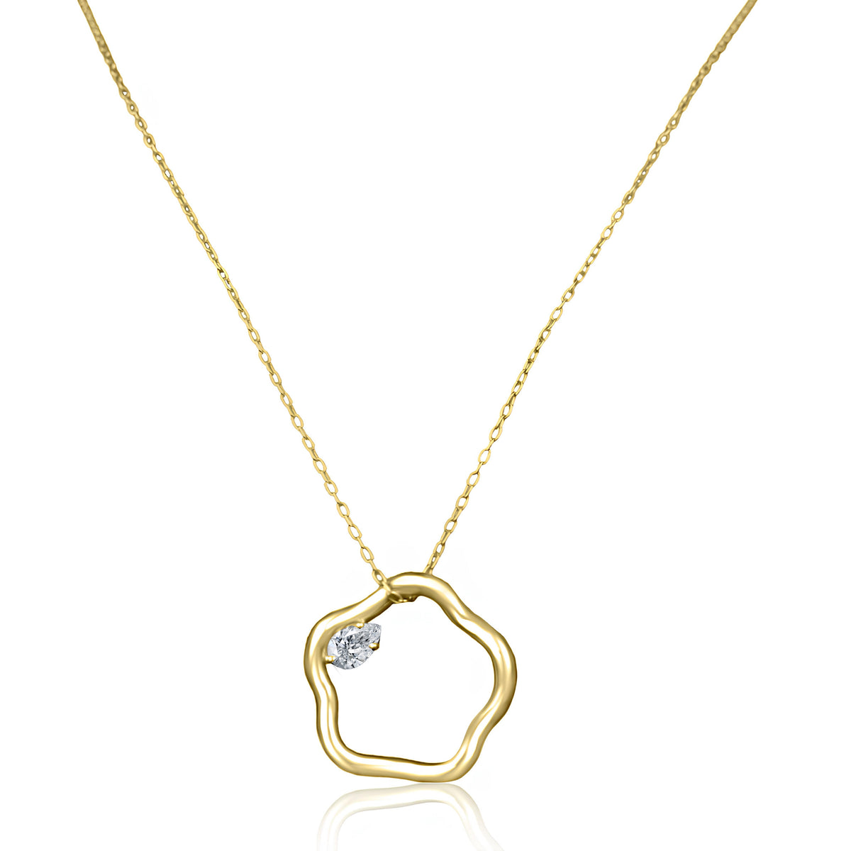 PETITE COMETE SMALL STAR NECKLACE