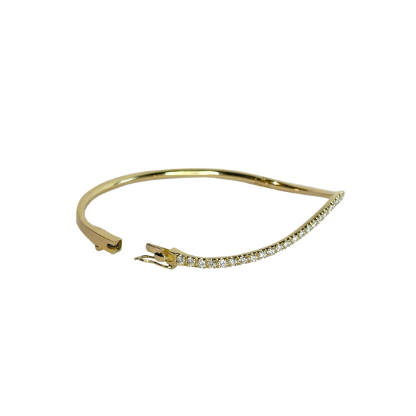 Minimal Diamond Bracelet by Nayestones sustainable Jewelry brand made in Antwerp Recycled gold - Petite Comete Collection by 