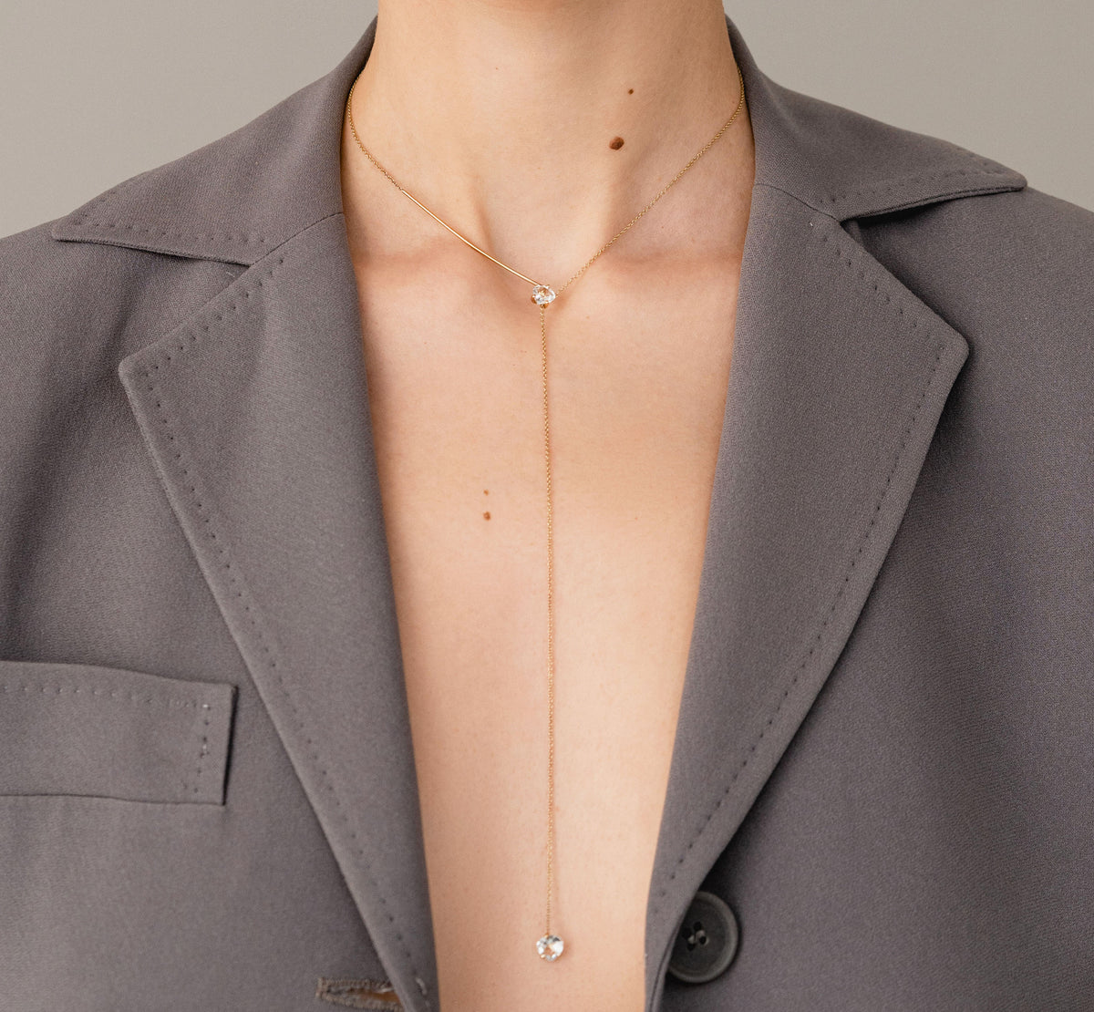 HEART DROP NECKLACE WHITE TOPAZ