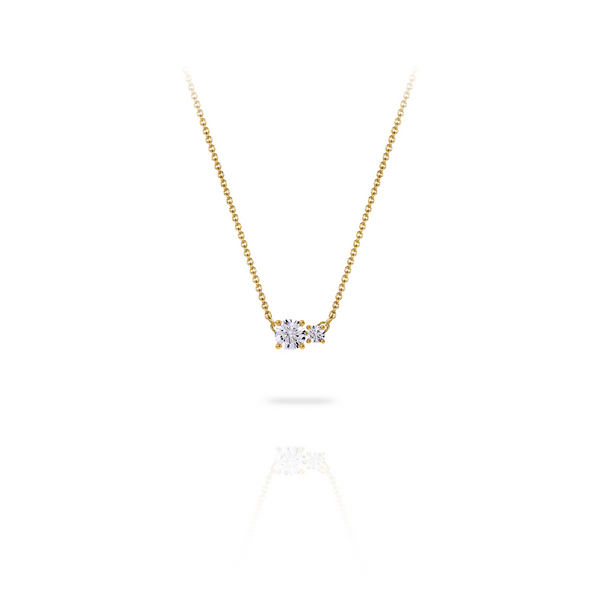 Necklace in 18K white gold with a central 0.50-carat diamond and a second smaller one, front view on white background. Elegant, streamlined design from the Essentials collection by Nayestones. Nayestones