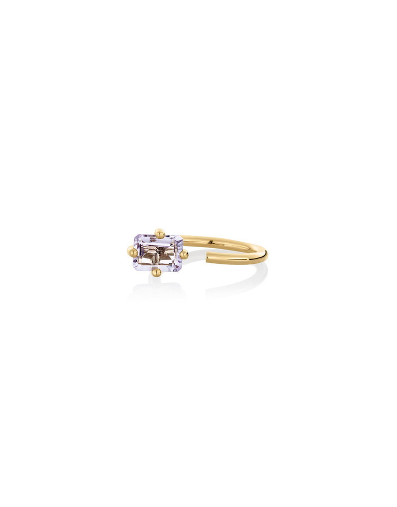 Signature Octogone engagement ring in 9k yellow gold with an octagon-cut amethyst by Nayestones, Belgian Fine Jewelry. Nayestones