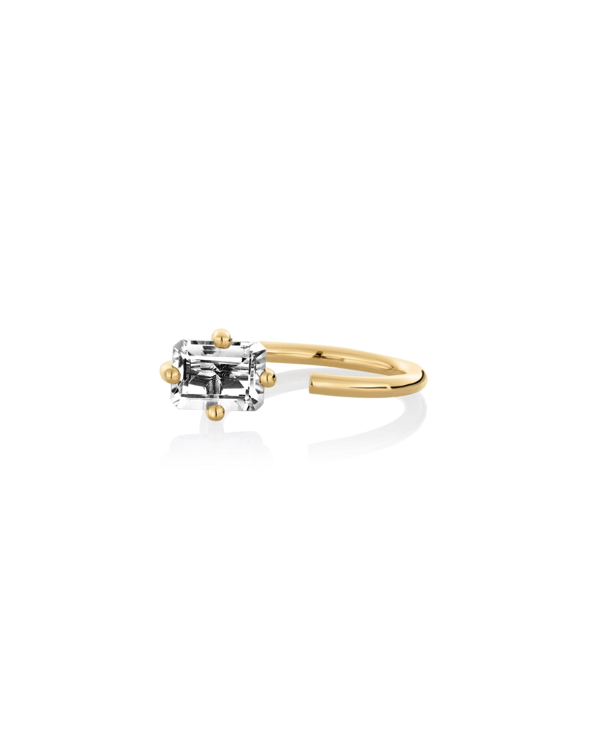 Octogone Ring in 9K yellow gold with an octagon cut white topaz by Nayestones, Belgian fine jewelry. 