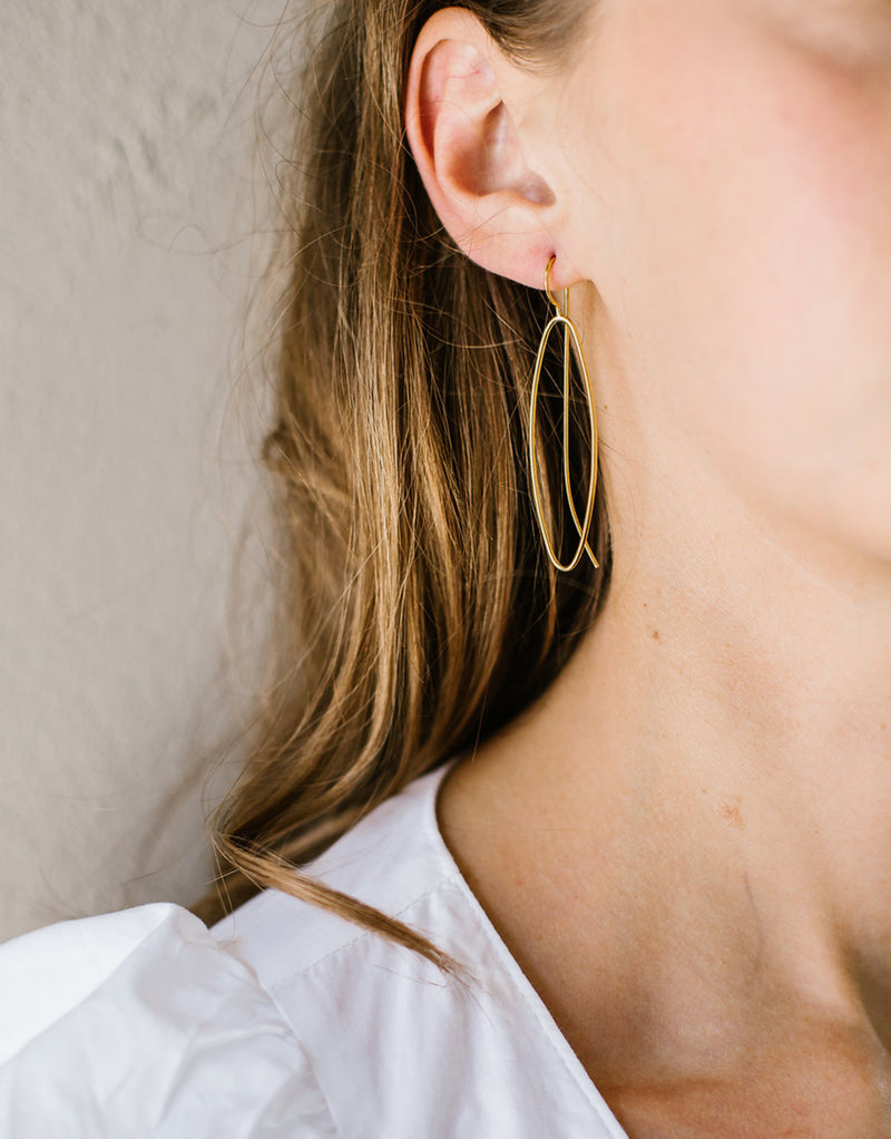 Amande Earrings in 925 silver yellow gold Gold-Plated by Nayestones, Belgian fine jewelry. Nayestones