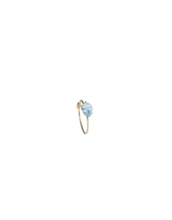 Petite Bloom Earring in 9k yellow Gold with a pear-cut aquamarine by Nayestone, Belgian Fine Jewelry. Nayestones