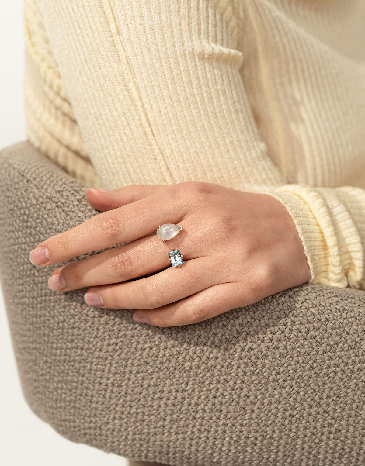 Double Octogone Ring in 9K yellow gold with one pear-cut moonstone and one octagon-cut aquamarine by Nayestones, Belgian fine jewelry.
