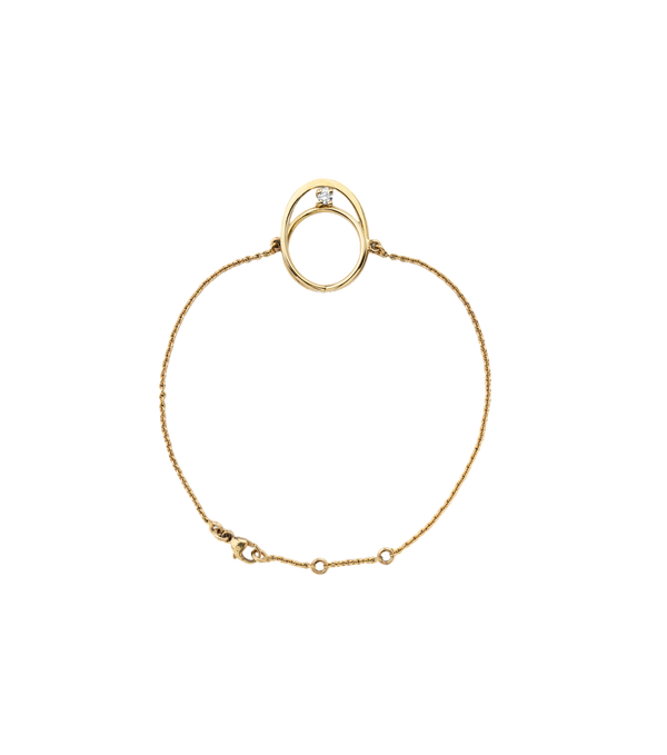 Nayestones' 18K sustainable gold bracelet adorned with a 0.05ct ethically sourced white diamond. Delicately designed and meticulously crafted in Antwerp. Pair with Moon Ellipse diamond ring and necklace for a perfect ensemble.