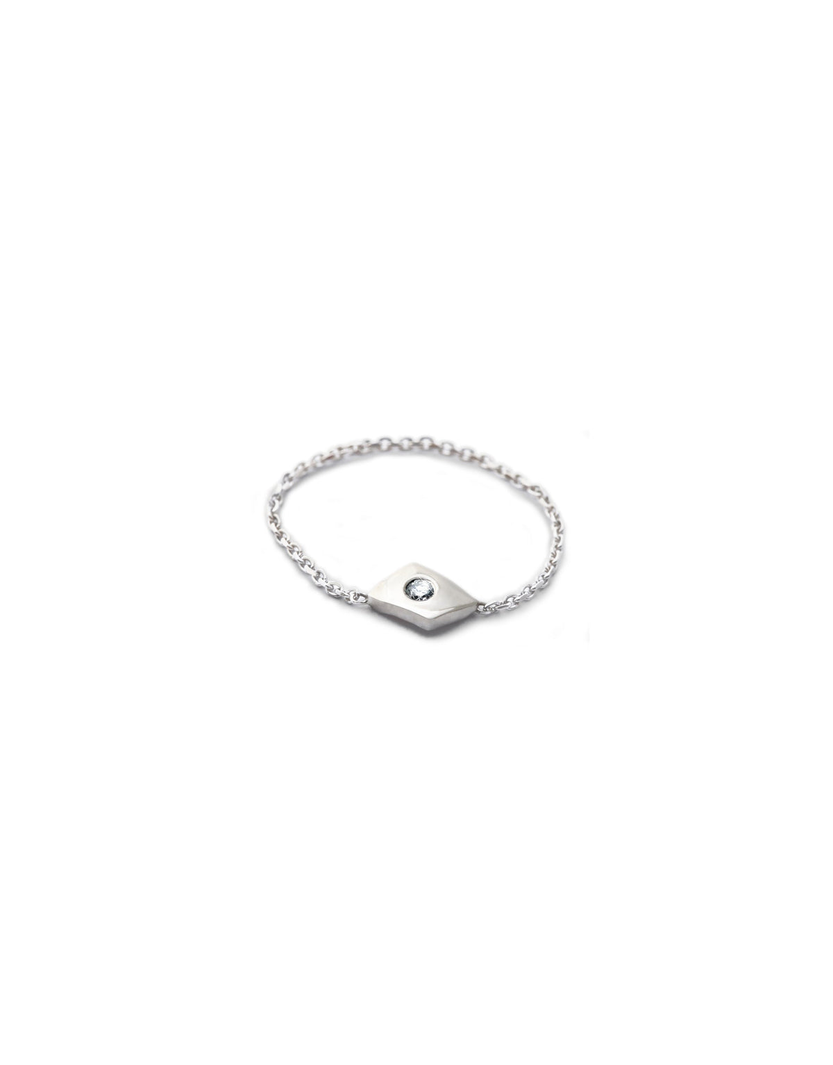 Snake Eye Chain Ring in 18k white gold ring and a center diamond by Nayestones, Belgian fine jewelry.