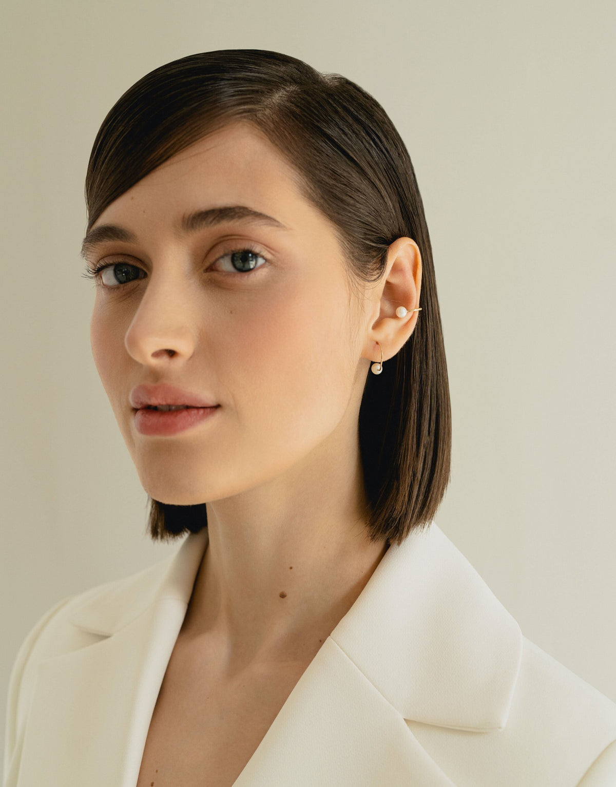 9k yellow gold earcuff set with pearl - Pearl Ear Cuff - Nayestones