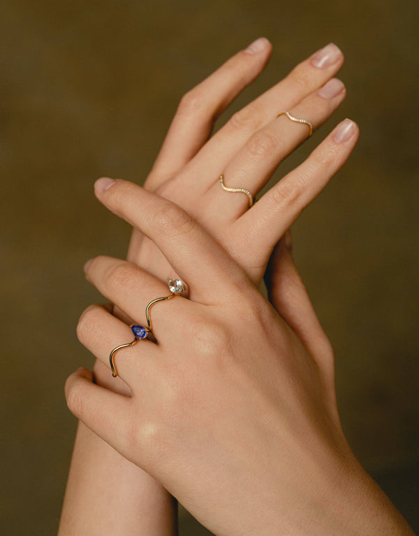 Ring 18K gold diamonds knuckle - Petite comete knuckle ring diamonds - Nayestones
