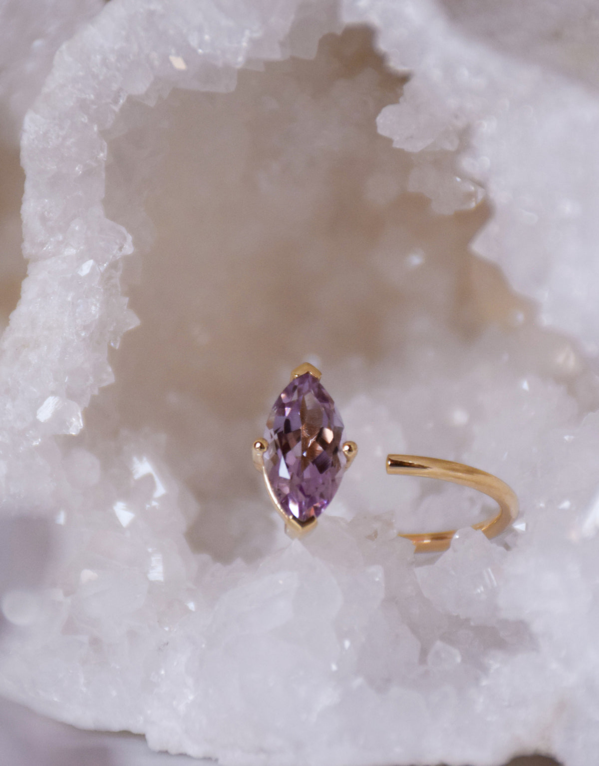 Signature Small Marquise Ring in 9k yellow gold ring with a marquise-cut purple amethyst by Nayestones, Belgian fine jewelry.